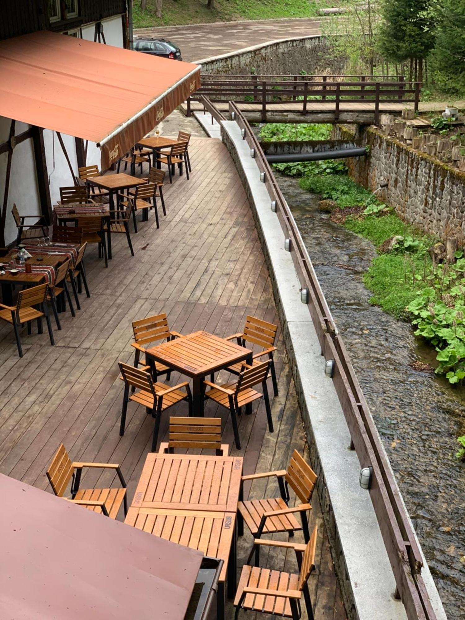 Vila De Argint Aleea Pelesului Nr 2 Sinaia Exterior foto