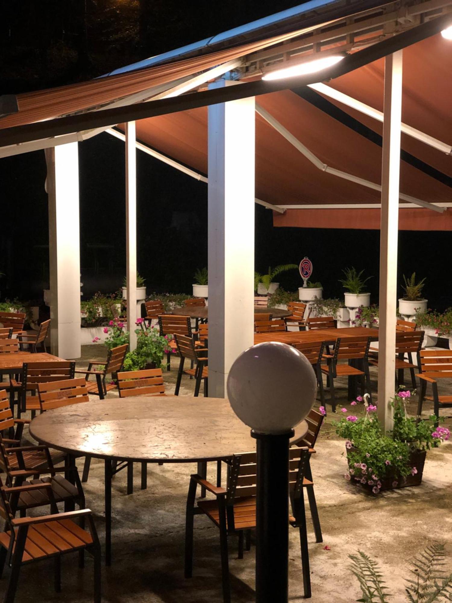 Vila De Argint Aleea Pelesului Nr 2 Sinaia Exterior foto
